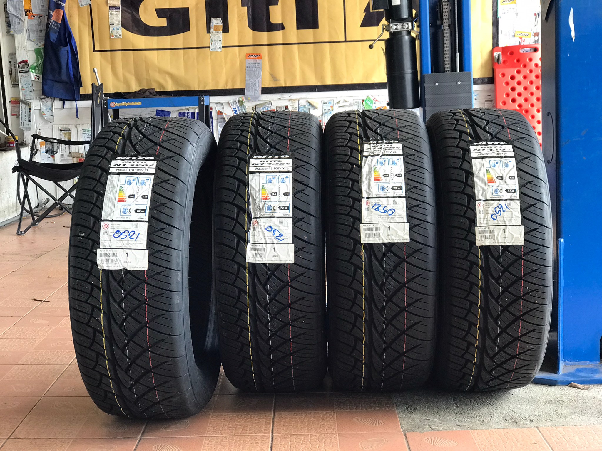 NITTO NT420S 255/50-18 MADE IN JAPAN ราคาถูกที่ STEP9