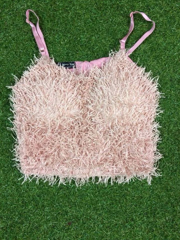 เสื้อสายเดี่ยวขนมุ้งมิ้ง