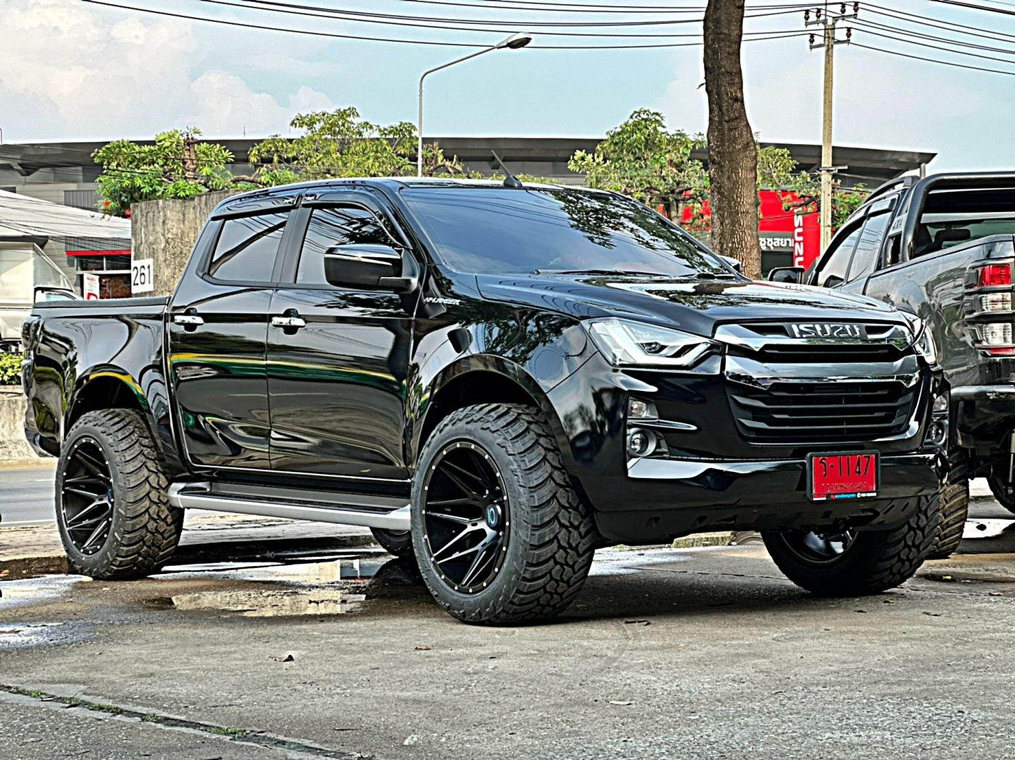 D-MAX 1.9 จัดทรงเมกา อย่างเทพ ที่ STEP9