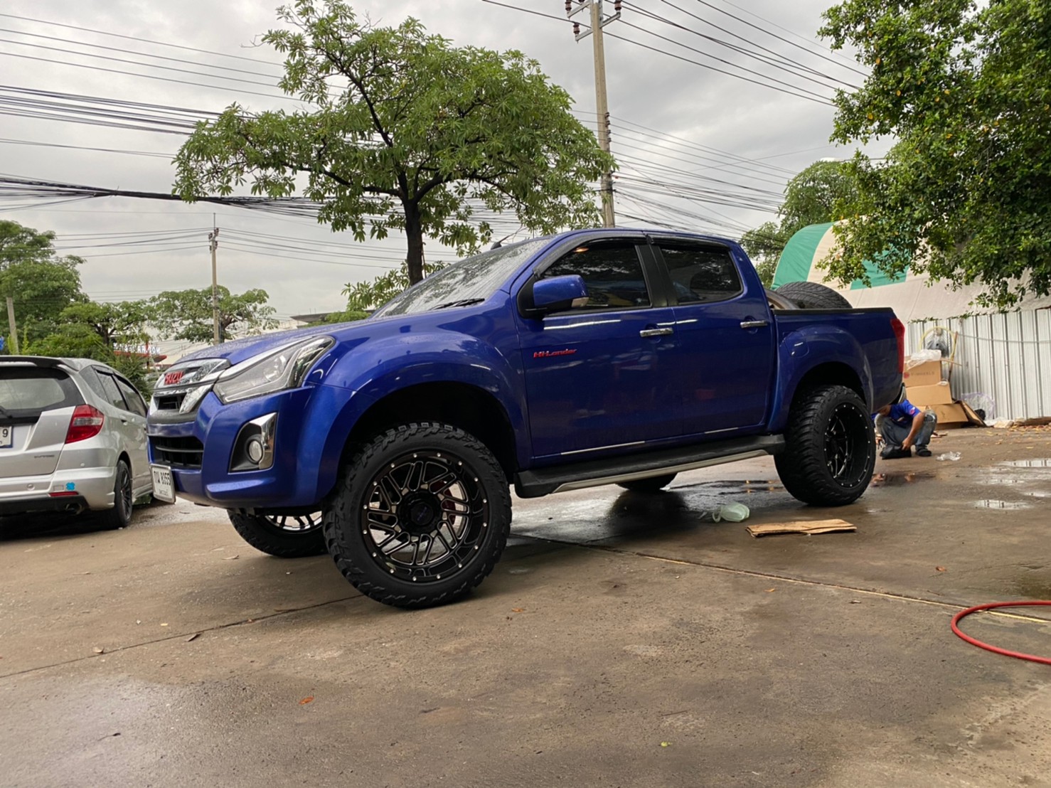 D-MAX มาจากสุพรรณบุรี จัดทรงเมกาที่ STEP9