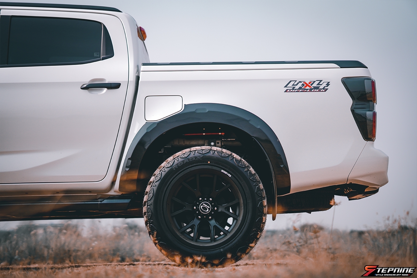 D-MAX ทรงเมกา โคตรหล่อ ที่ STEP9