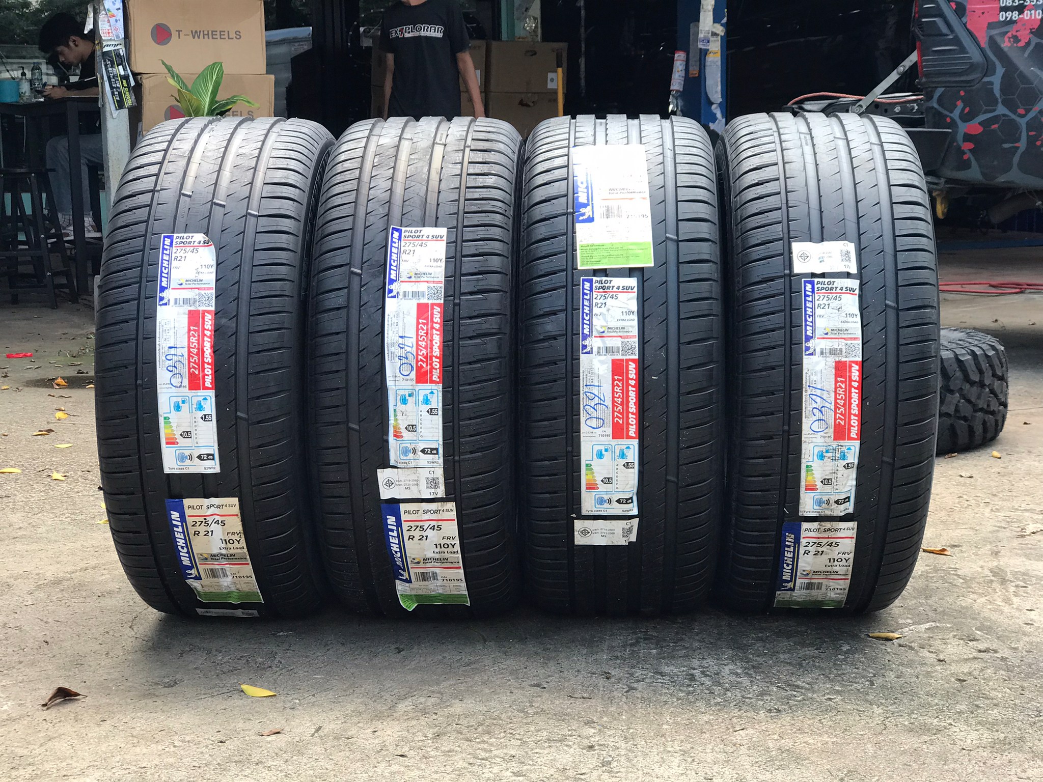 MICHELIN PILOTSPORT4SUV 275/45-21 ราคาถุกที่ STEP9