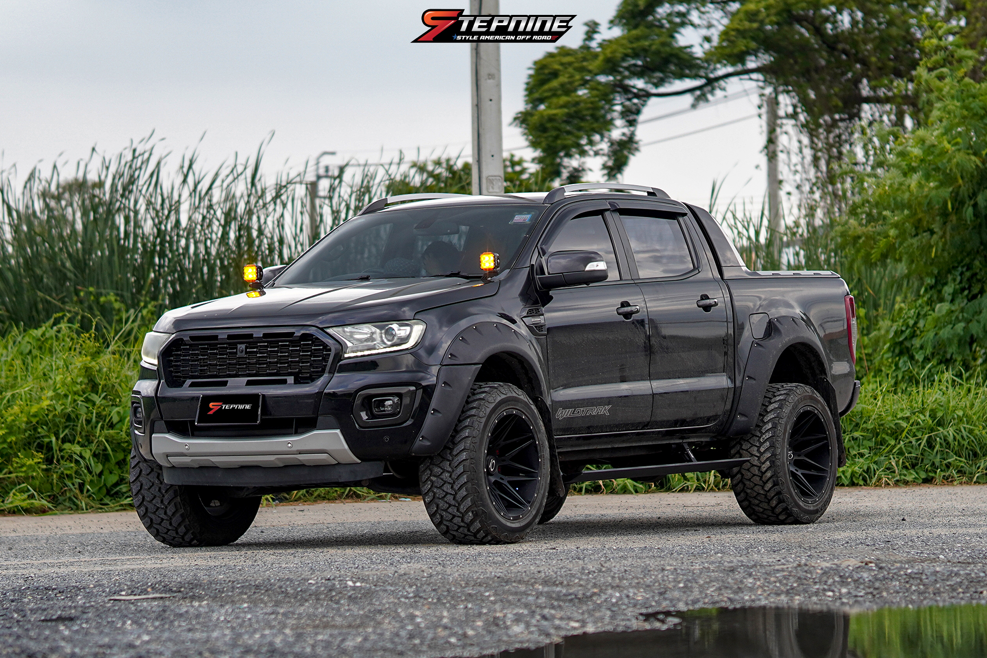 บันไดไฟฟ้า E-BOARD ตรงรุ่น FORD RANGER MC 2015-2021โปรโมชั่นราคาพิเศษที่ STEP9