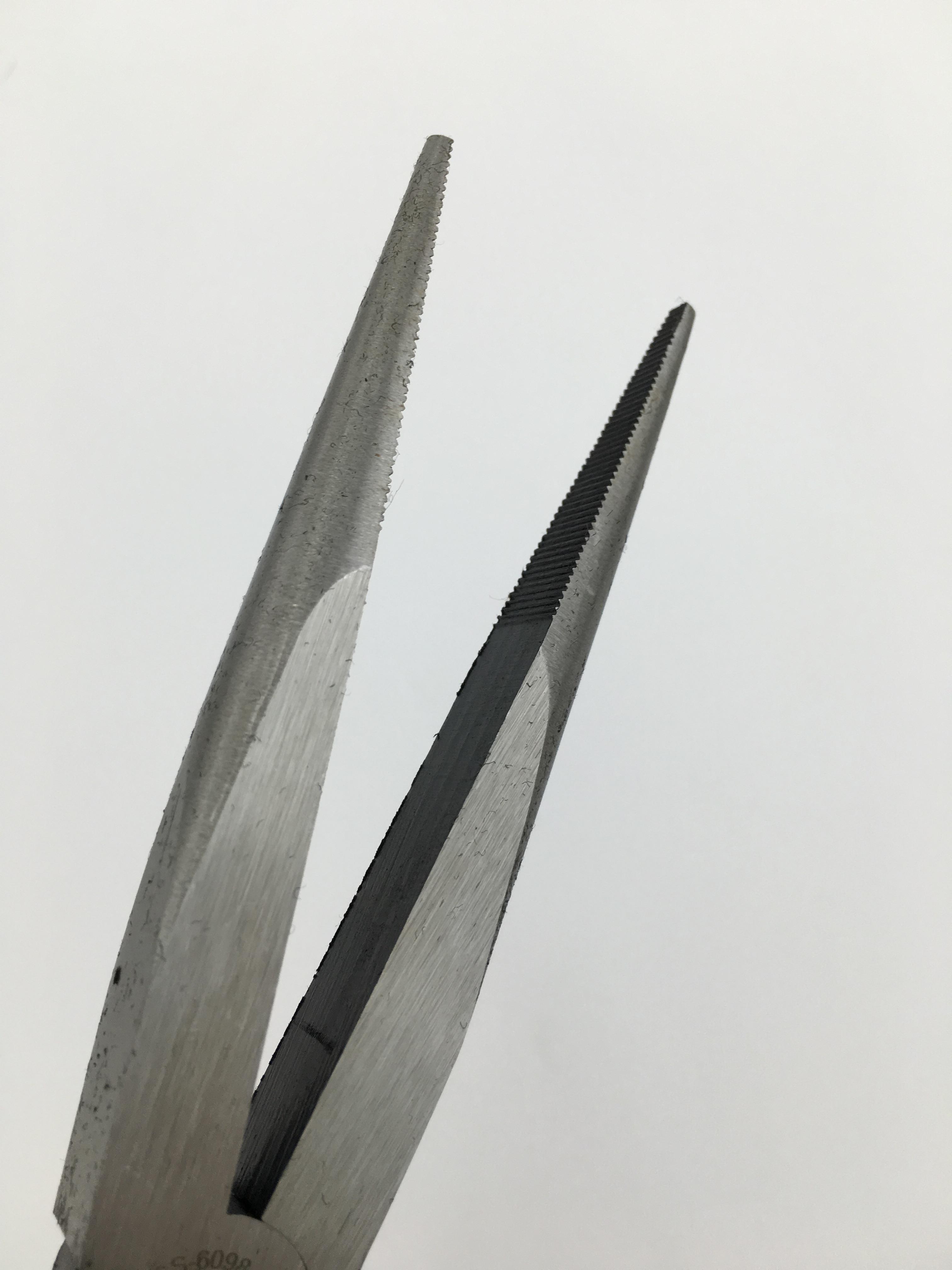 คีมปากแหลมคอยาว ด้ามแดง ขนาด 11" ปากตรง ยี่ห้อ Apex