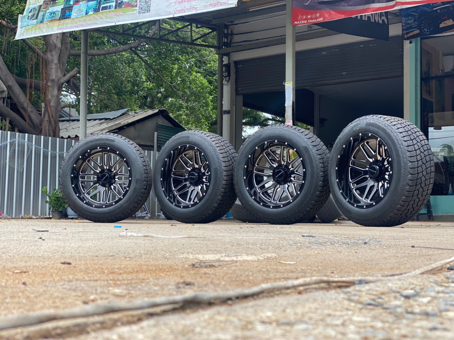 FORD ทรงเมกา ล้อเทพลึกสุดตาราง