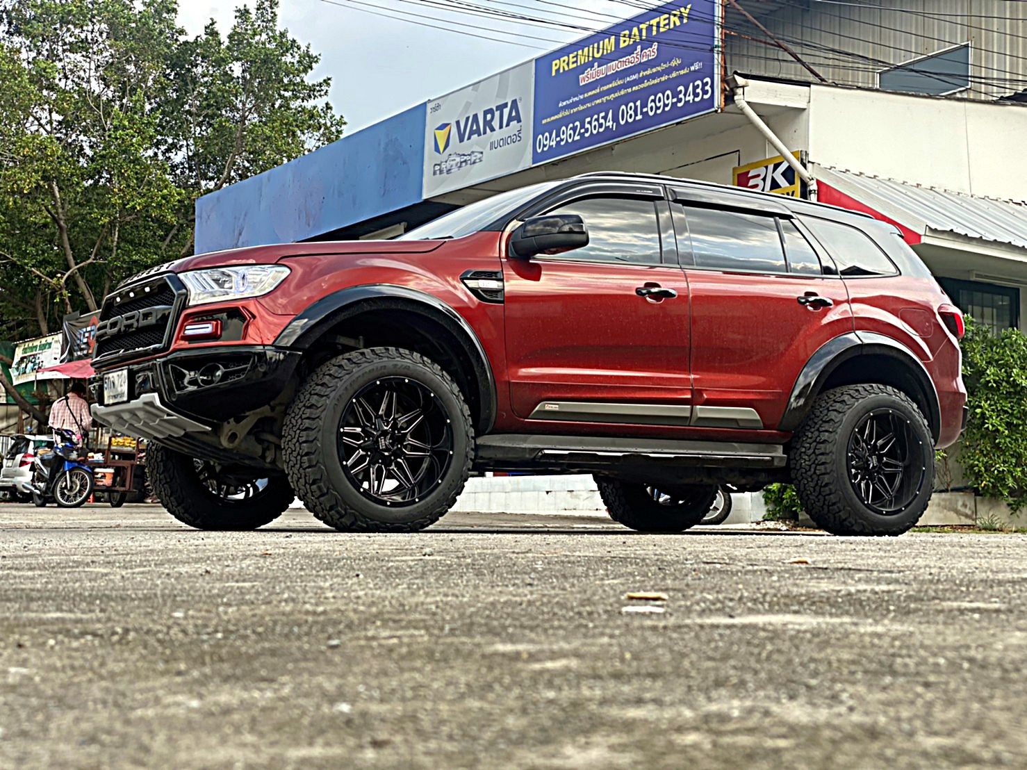 FORD EVEREST จัดทรงเมกาที่ STEP9