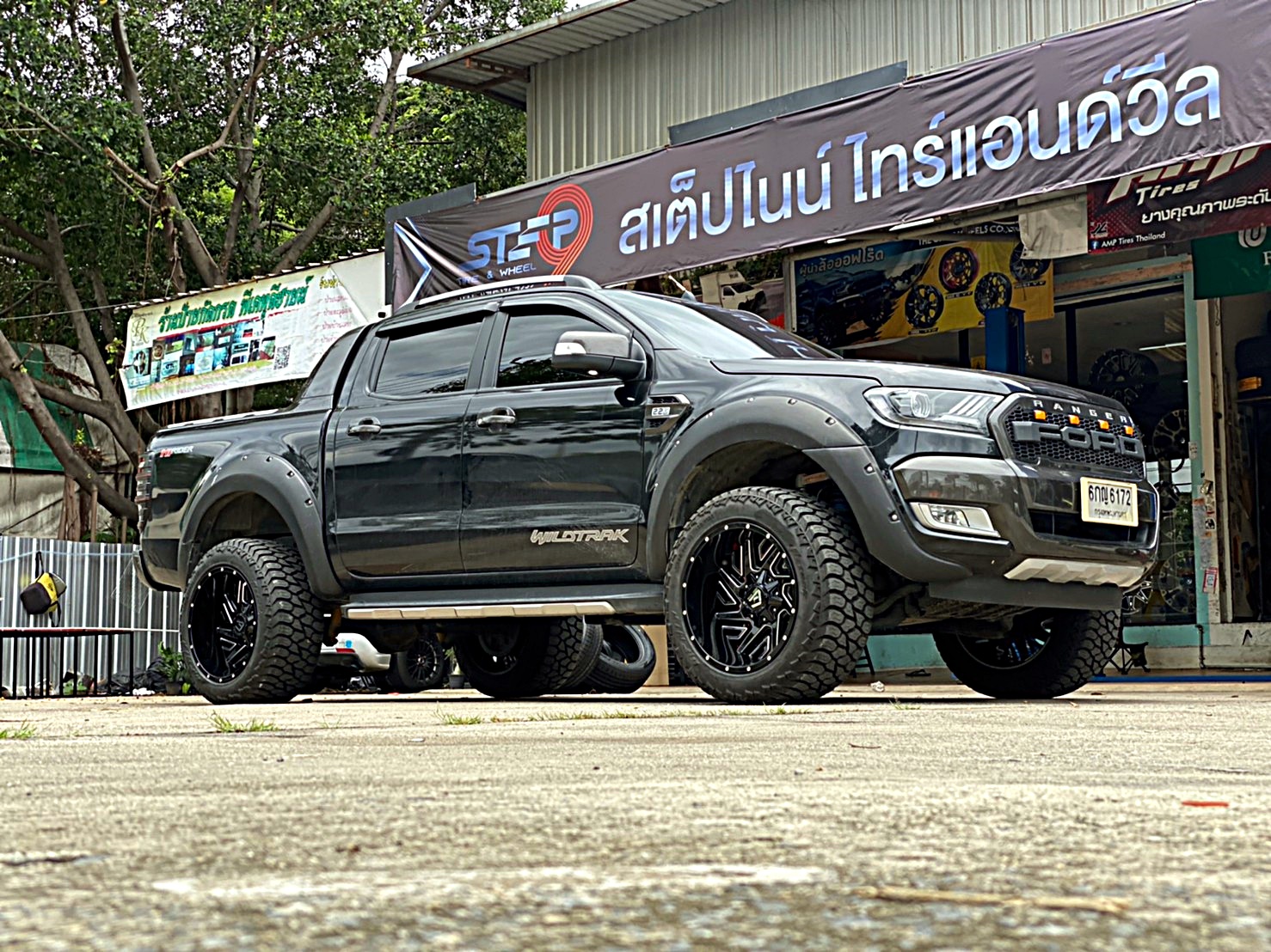 FORD WILDTRAK จัดทรงเมกาที่ STEP9