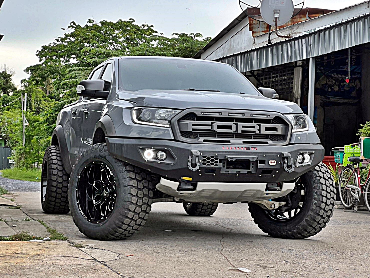 FORD_RAPTOR_ทรงเมกา ที่ STEP9
