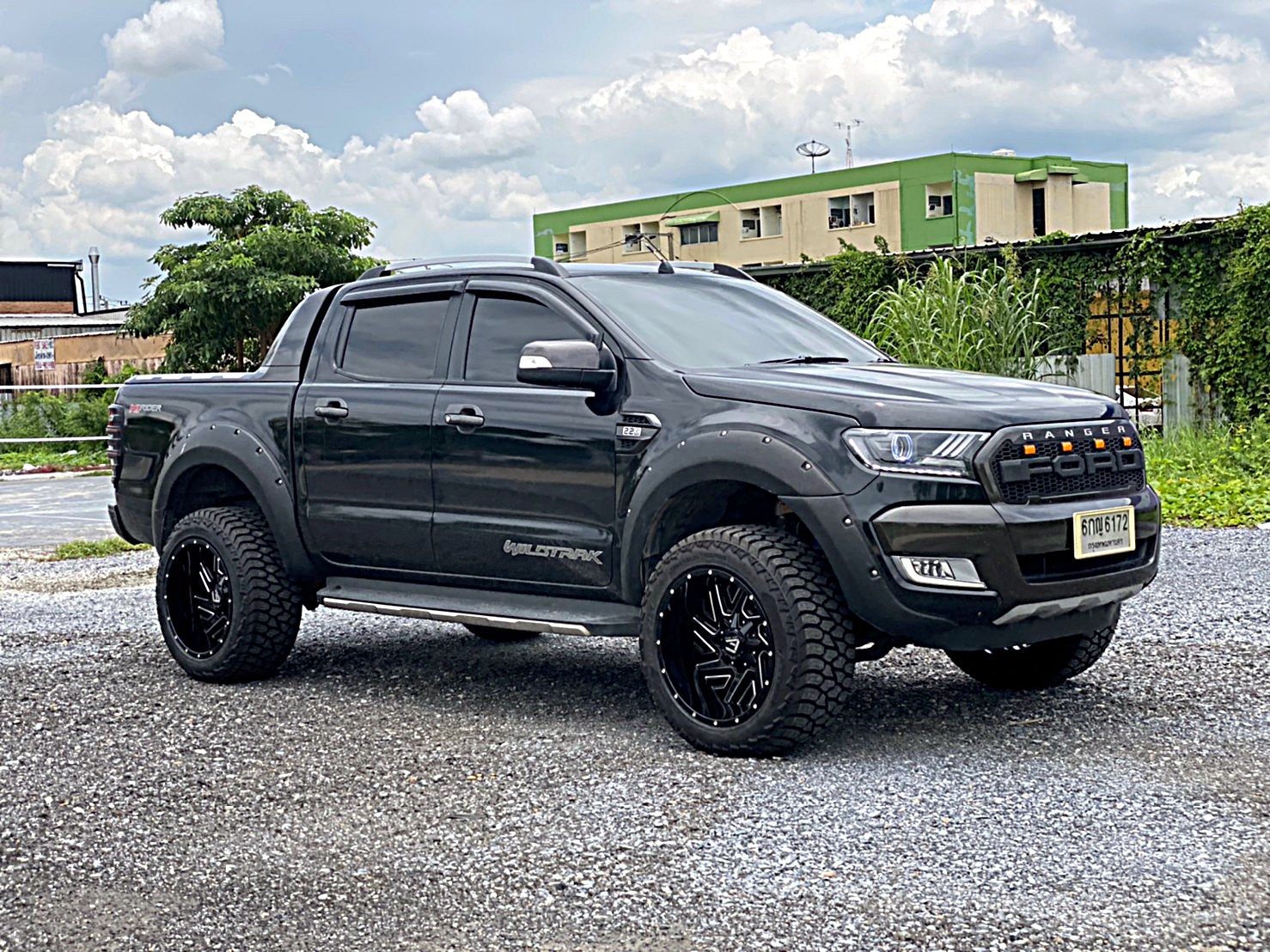 FORD WILDTRAK จัดทรงเมกาที่ STEP9