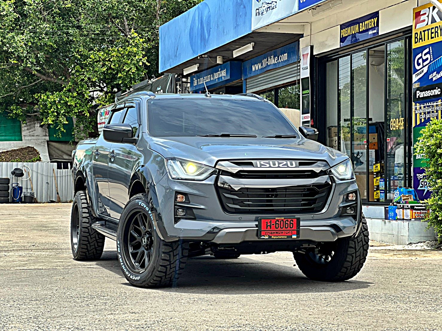 D_MAX_ทรงเมกา ล้อ HOSTILE H120
