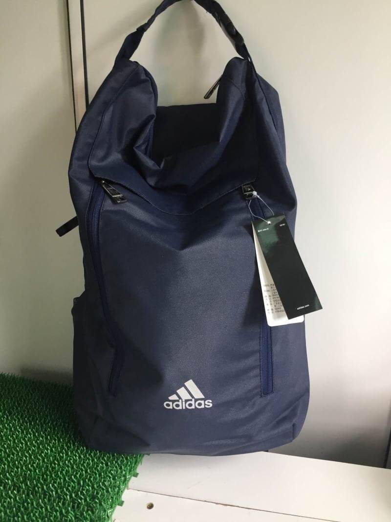 กระเป๋าทรงสปอร์ต Adidas