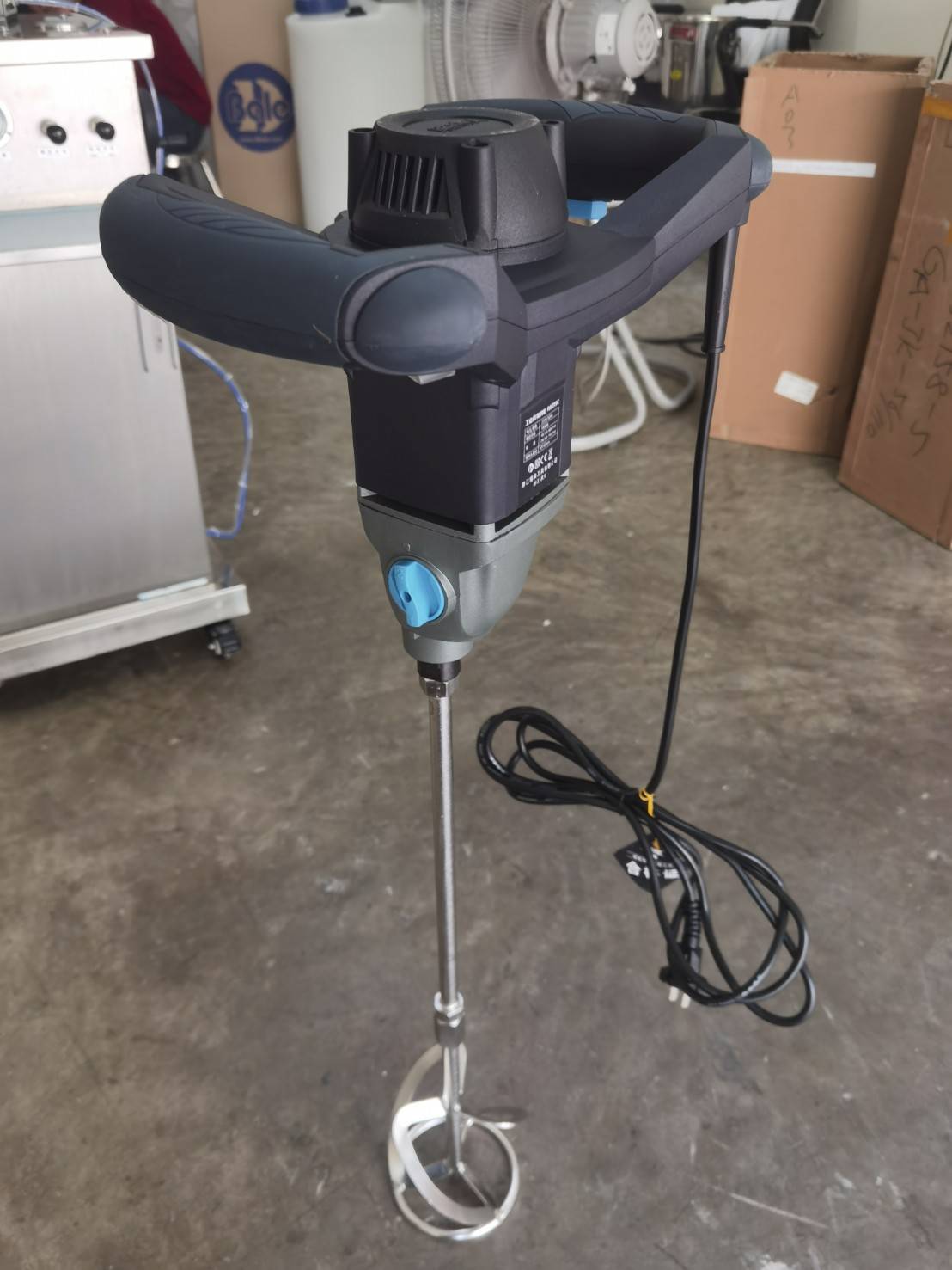 14529 เครื่องปั่นผสมของเหลว เครื่องผสมซีเมนต์ ผสมเคมี ผสมสี หัวปั่นเกรด 304 กันสนิม 1800w