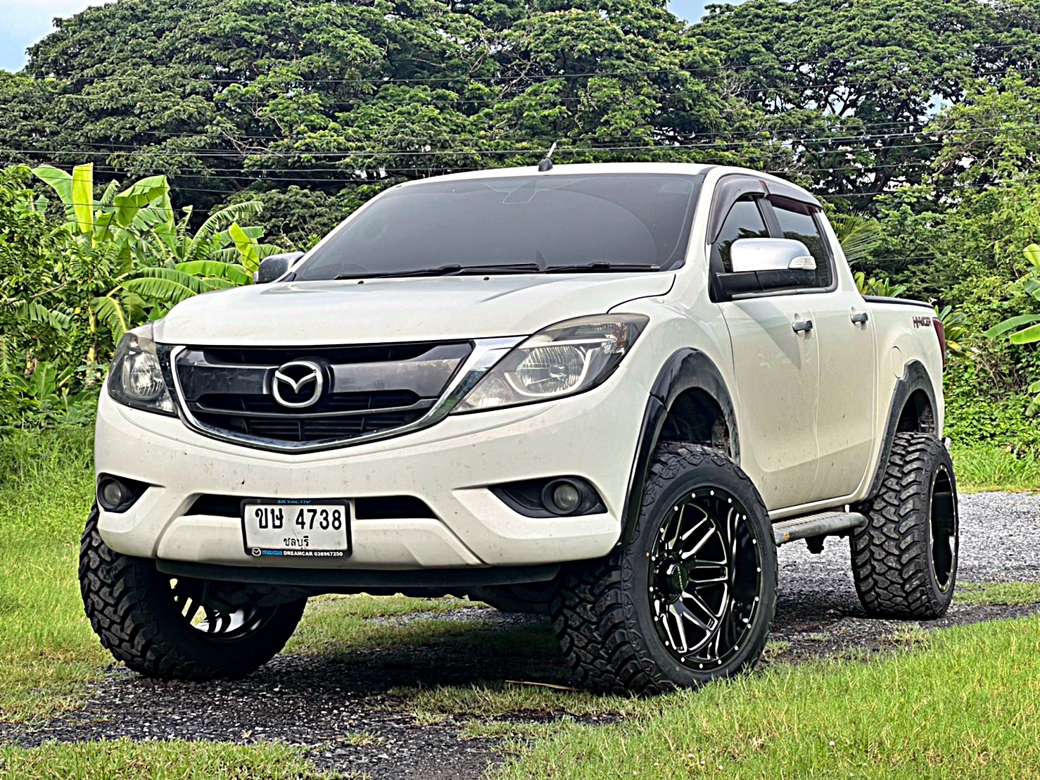 ตัวอย่างการแต่งรถแนวเมกา สำหรับ MAZDA