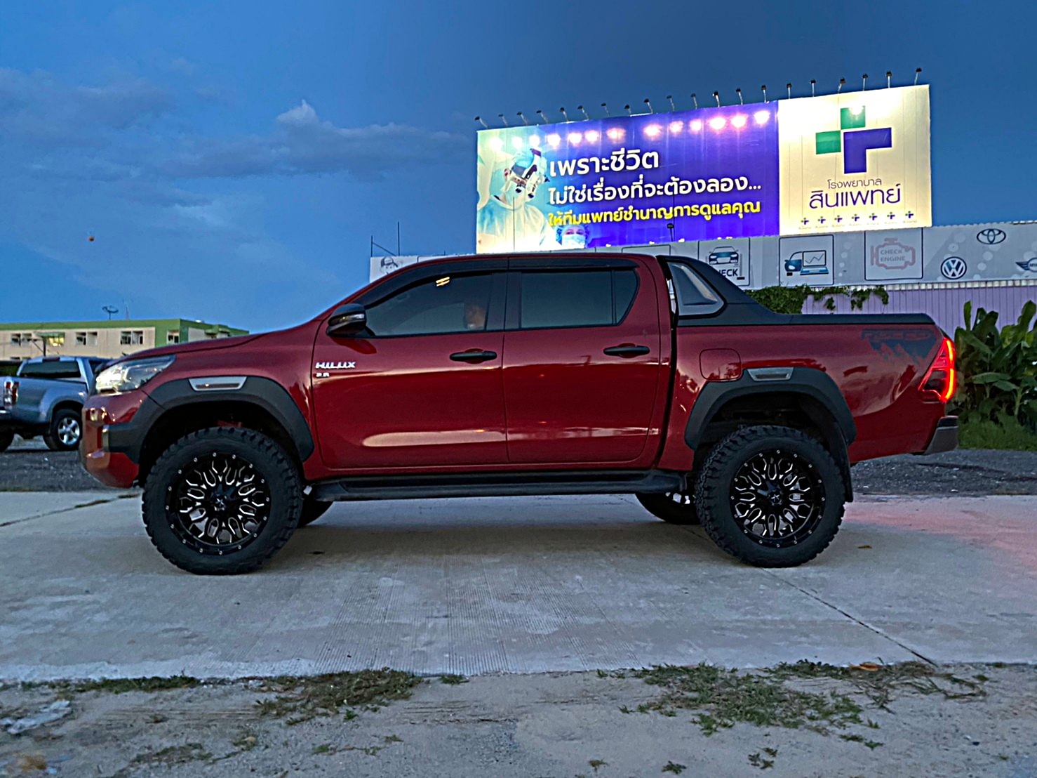 TOYOTA REVO จัด FULLSET ที่ STEP9