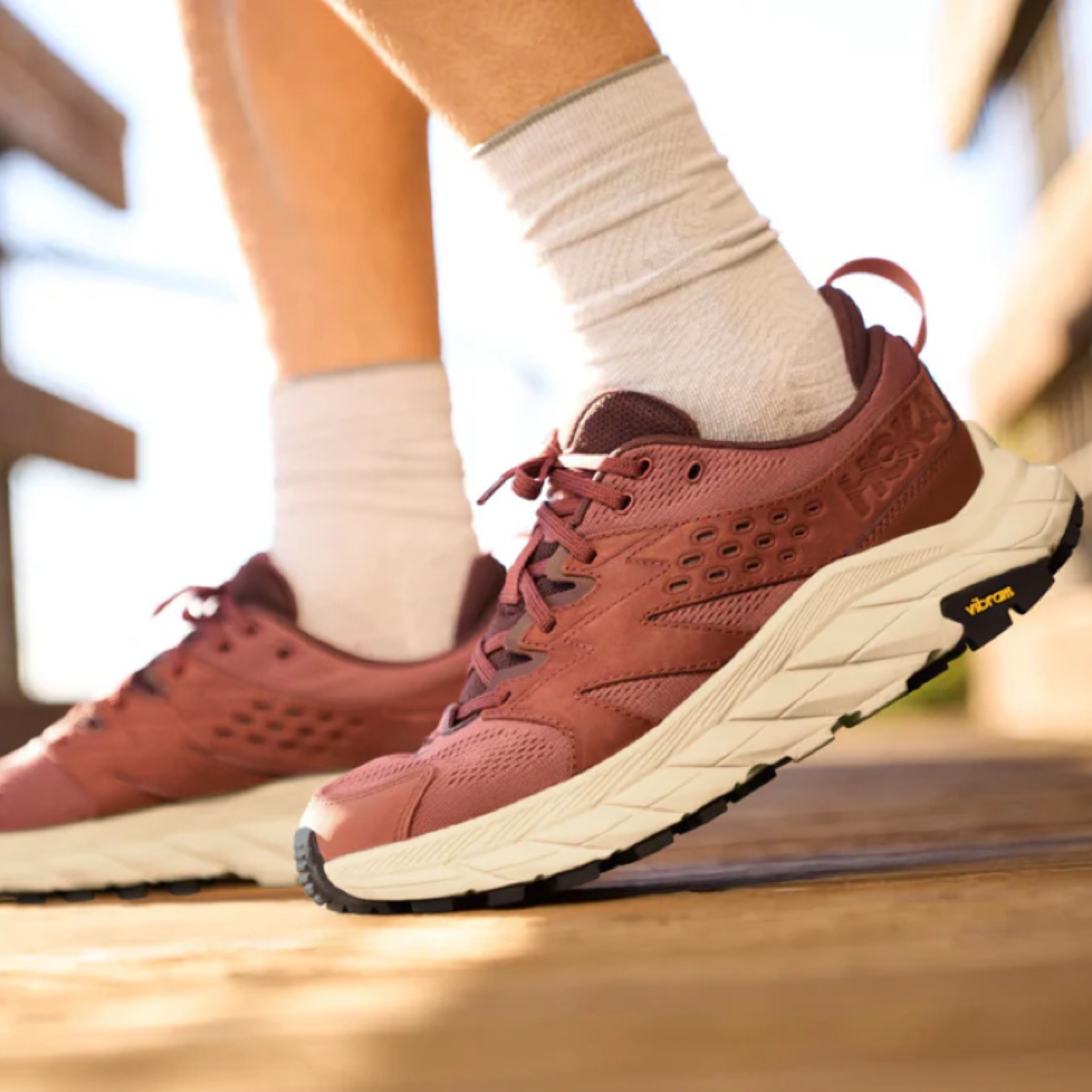 รองเท้าเดินป่า HOKA Anacapa Breeze Low ‘Baked Clay’ (M7-15US)