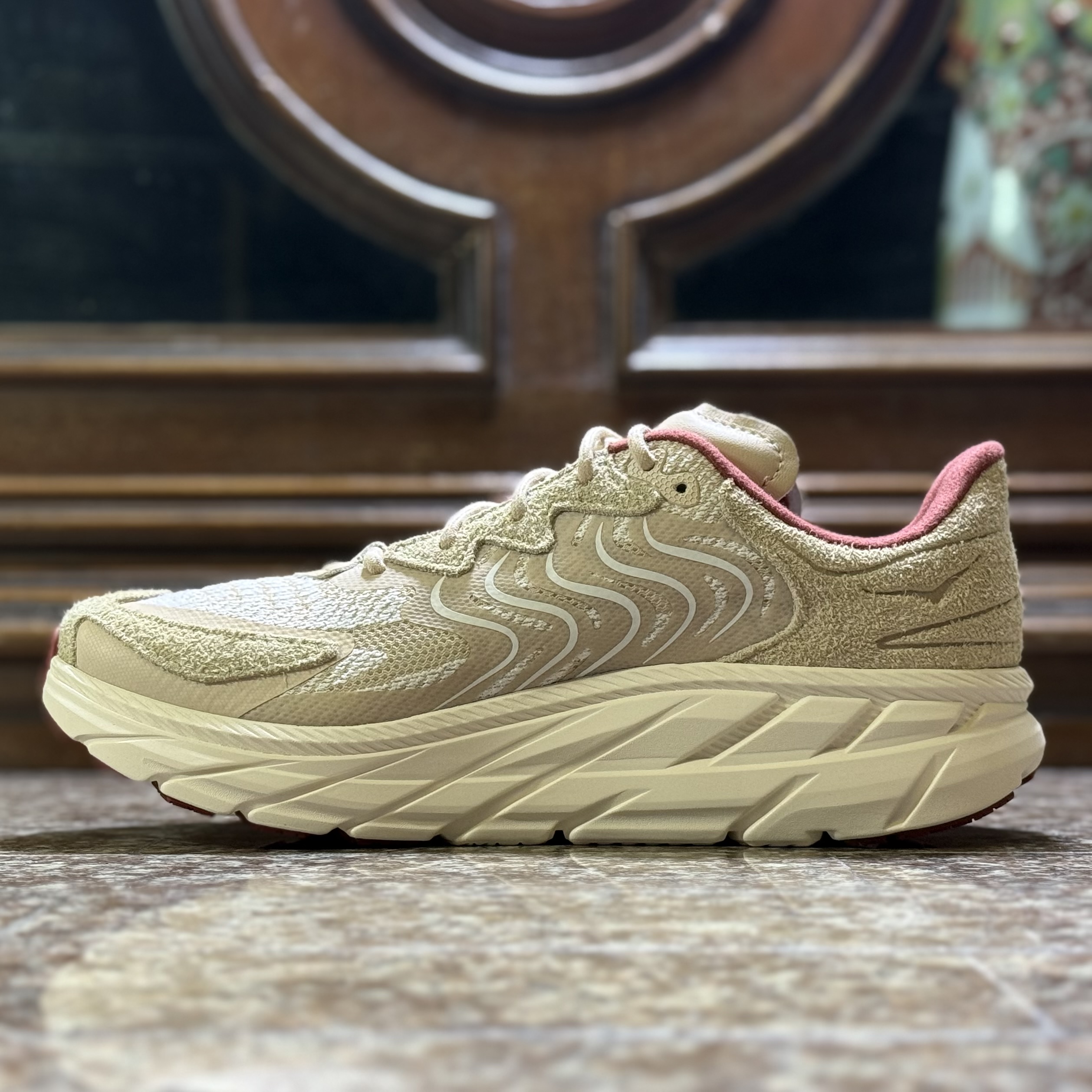 รองเท้า HOKA Clifton LS ‘EXCLUSIVE’ (M8/8.5/10US)