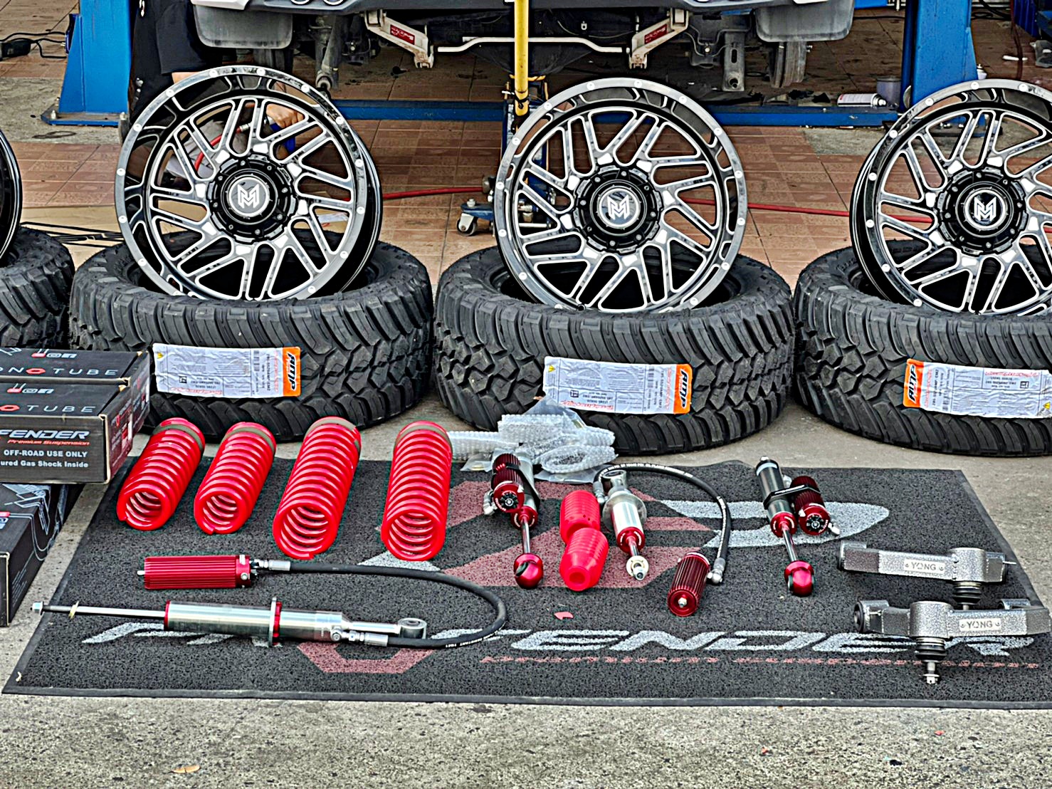 FORTUNER ทรงเมกา ล้อขอบ20 ที่ STEP9