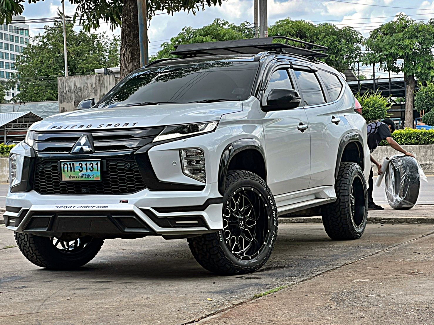 PAJERO_จองคิวจากประจวบ ทำทรงเมกาที่ STEP9