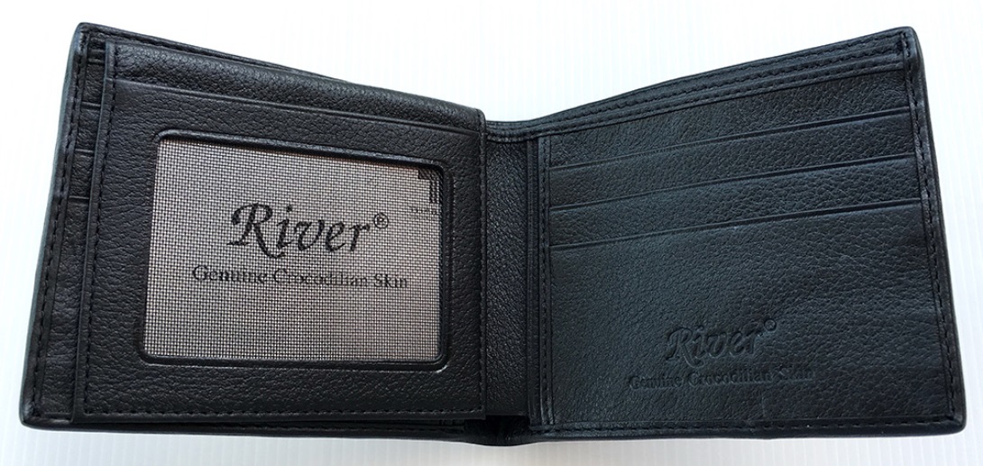 กระเป๋าสตางค์หนังจระเข้แท้ ส่วนหาง สีดำ