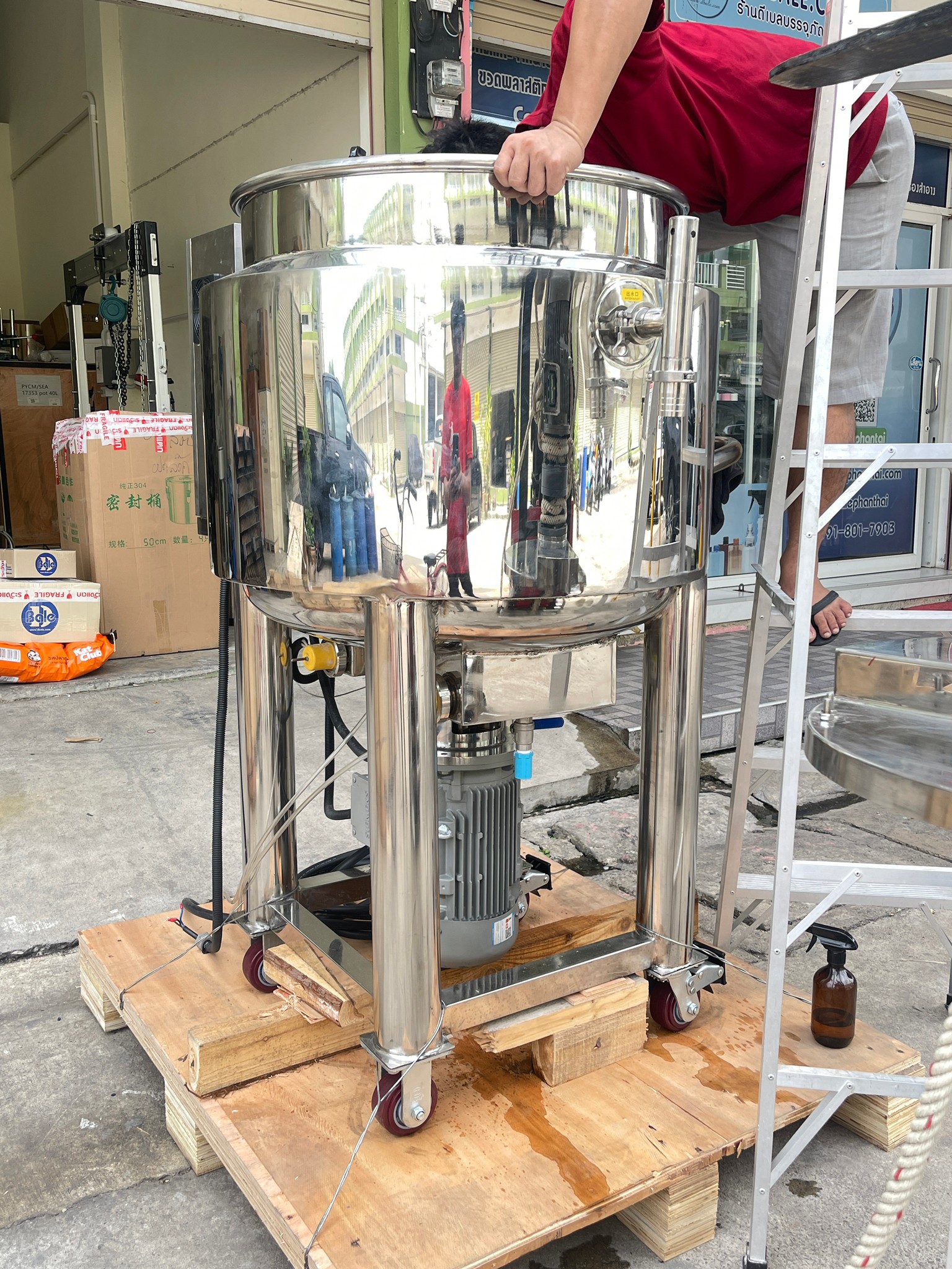 19292 เครื่องผสมของเหลวอเนกประสงค์ขนาดเล็ก สำหรับผลิตแชมพูและเคมีภัณฑ์ รุ่น CYJX mixing tank