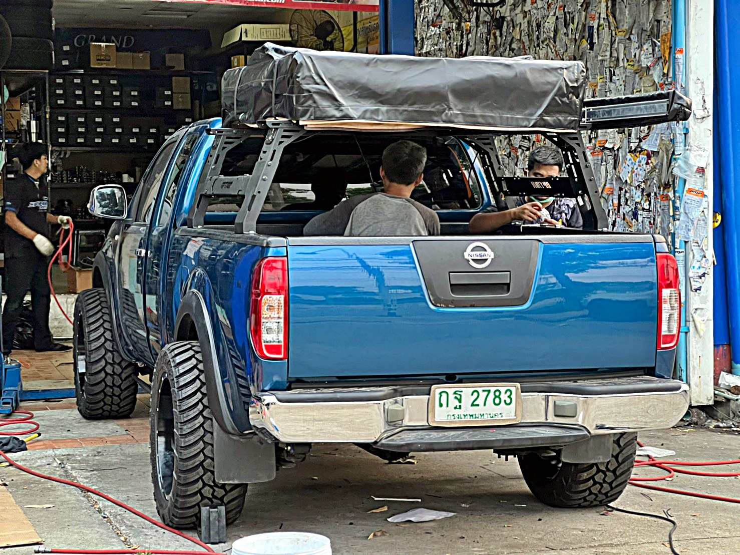 NISSAN_NAVARA_แปลงร่าง ทรงเมกา