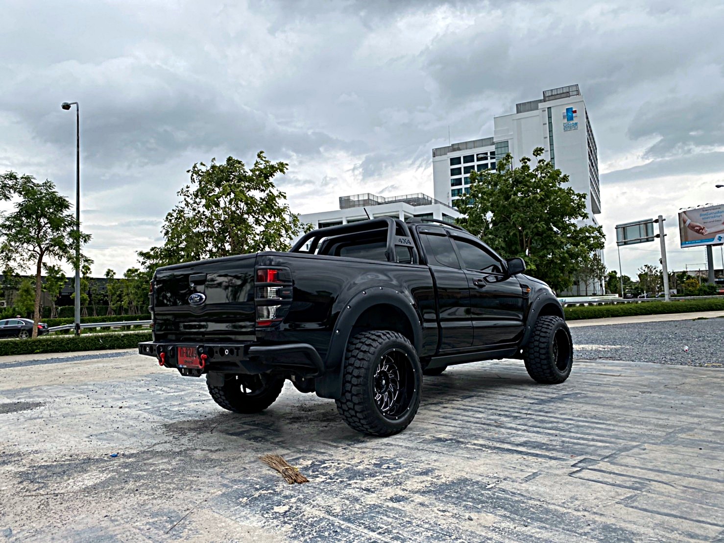 FORD ทรงเมกา ล้อเทพลึกสุดตาราง