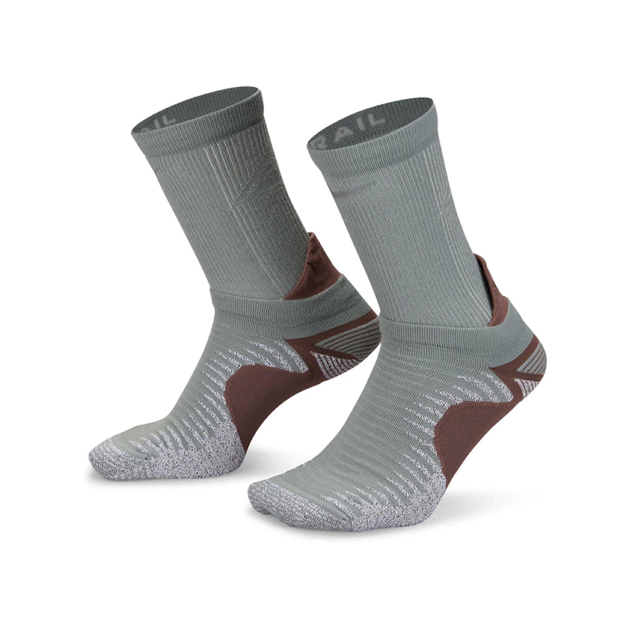 ถุงเท้าวิ่ง Nike Trail Running Crew Socks ‘MICA GREEN’ (M,L)