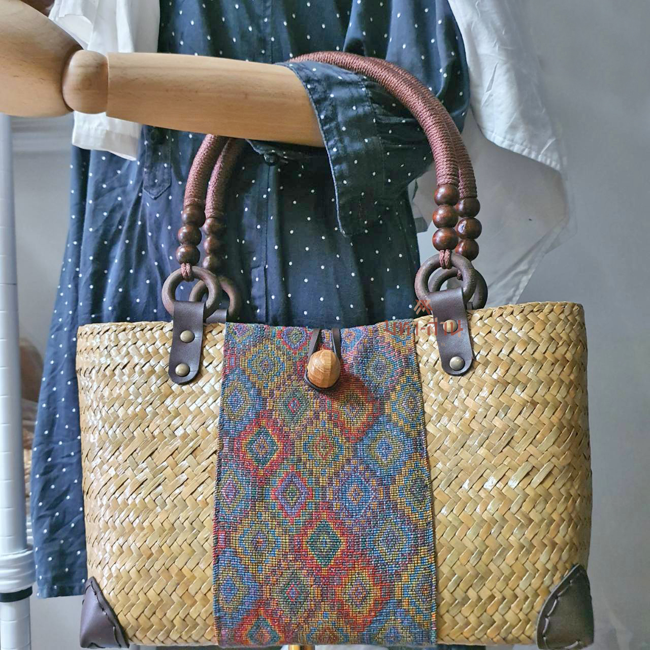 กระเป๋ากระจูด กระเป๋าหูลูกปัด กระเป๋าถือ กระเป๋าผ้าไทย กระเป๋าคุณนาย 👜 คละลาย