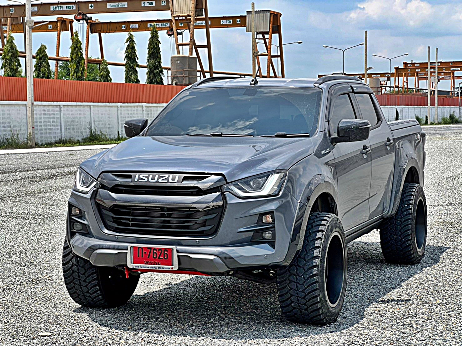 D_MAX_ทะเบียนนครปฐม ทำทรงเมกาที่ STEP9