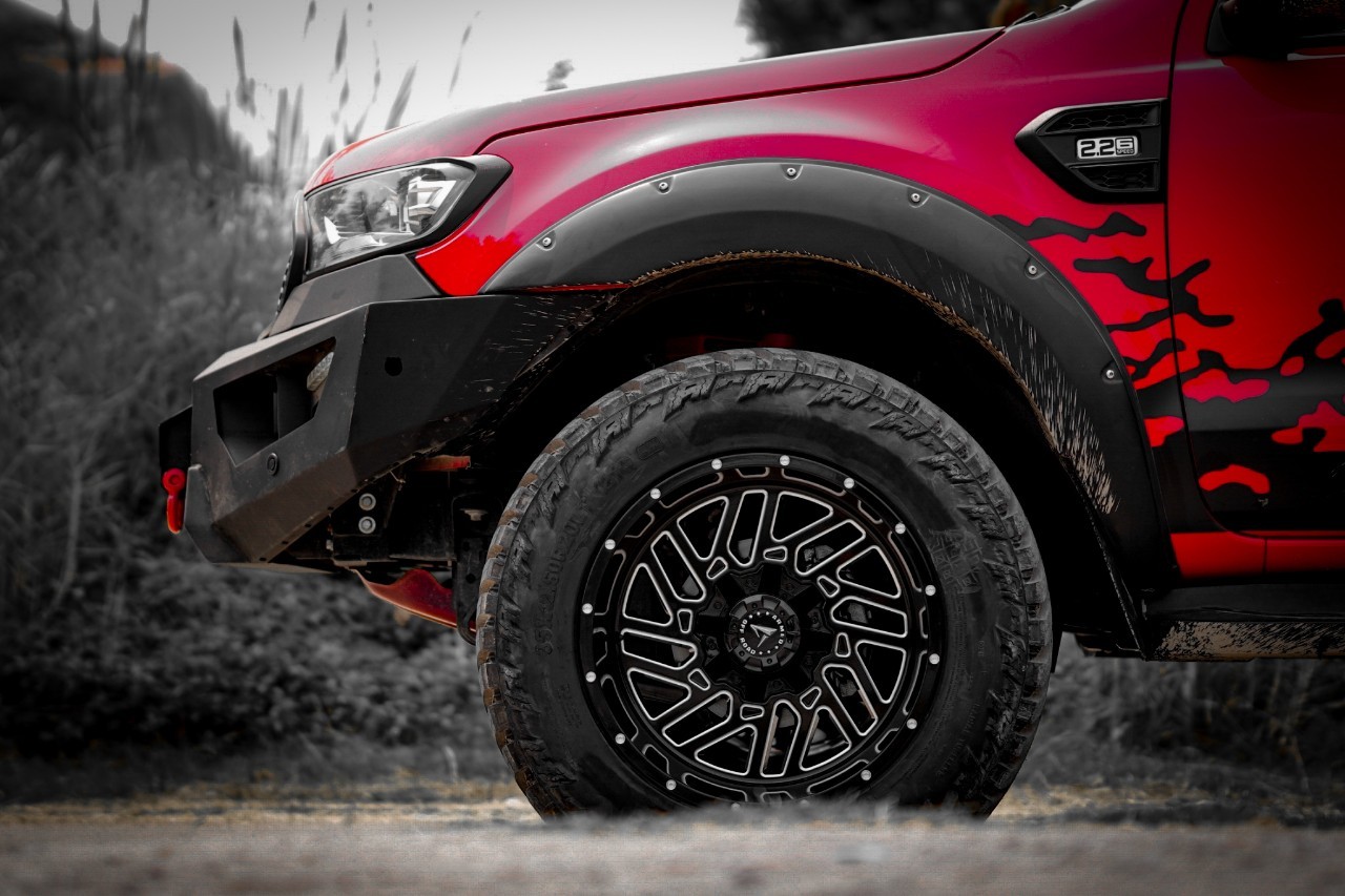 FORD RANGER แต่งทรงเมกาที่ STEP9