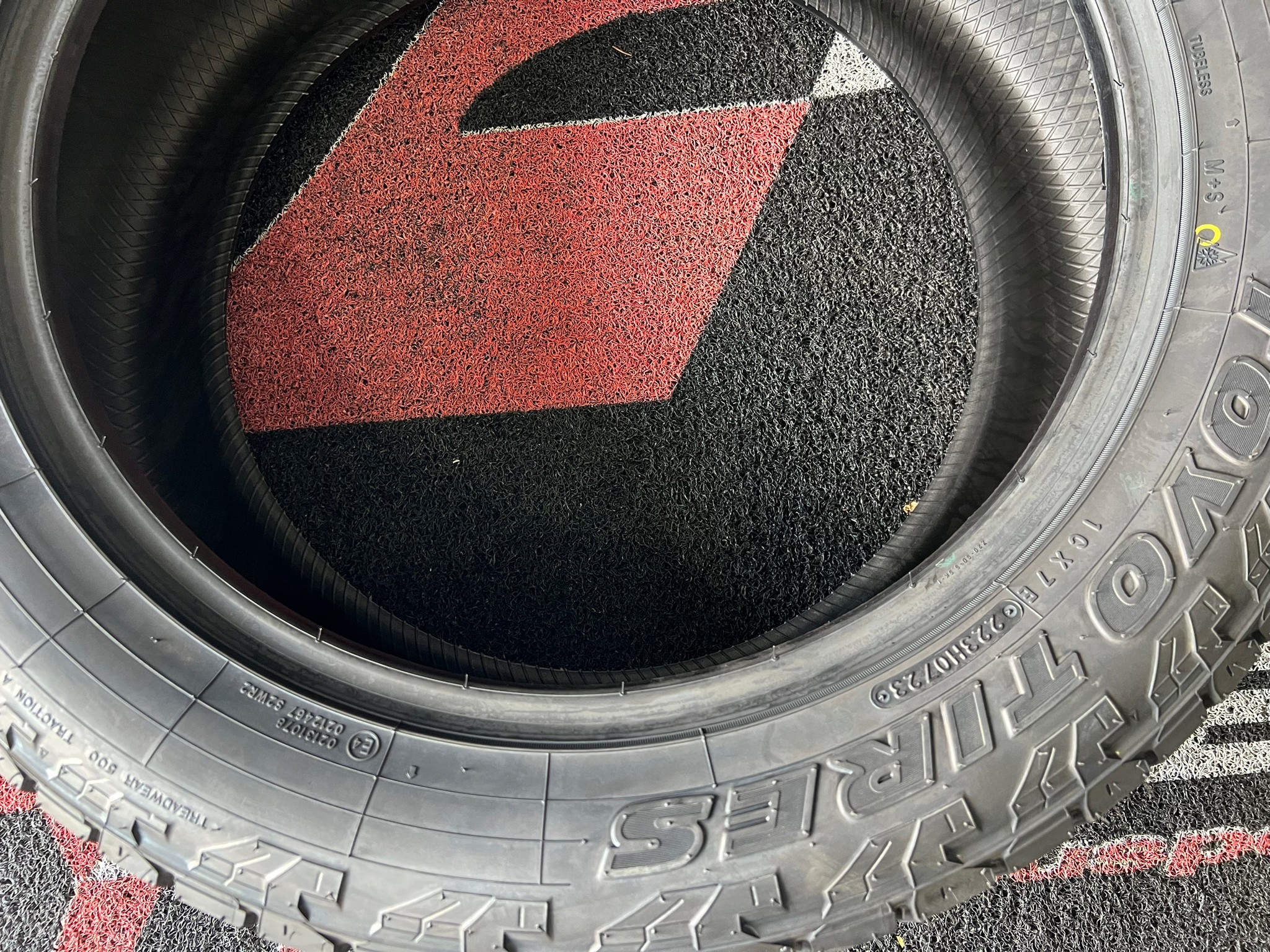 TOYO 265/50-20 AT3 ยางญี่ปุ่น