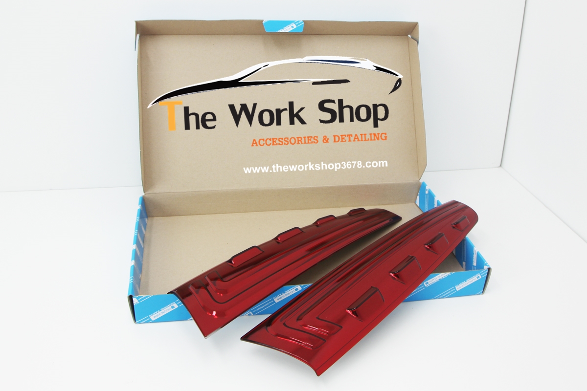 Red Pillar Molding for H-1 ( ทับทิมแดงแต่งเหนือไฟท้าย )