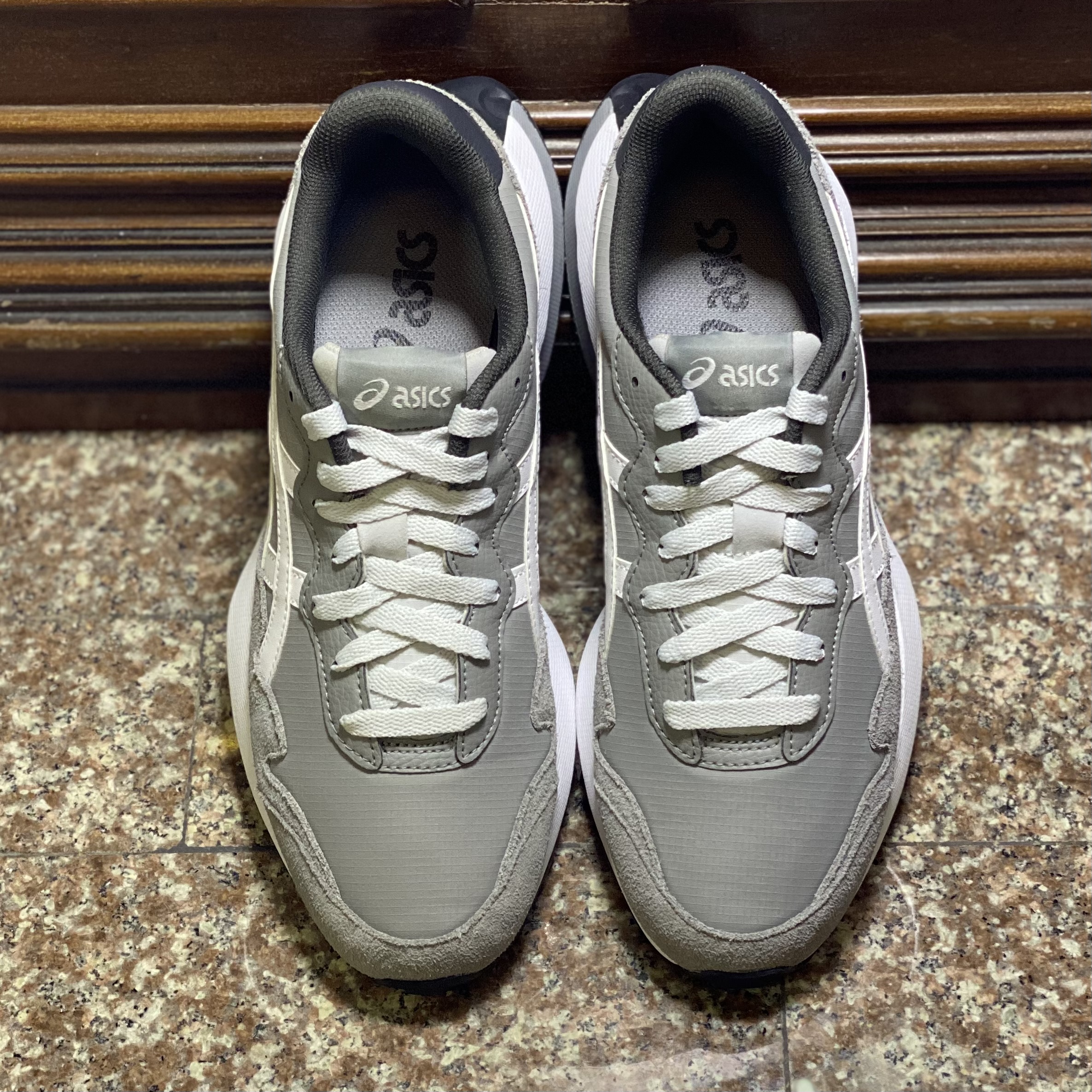 รองเท้า ASICS Jogger X81 ‘GREY’ (M10US)