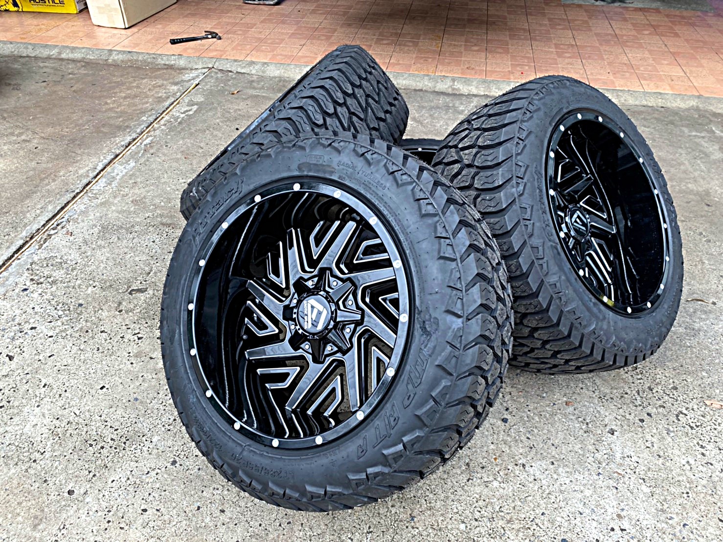 FORD WILDTRAK จัดทรงเมกาที่ STEP9