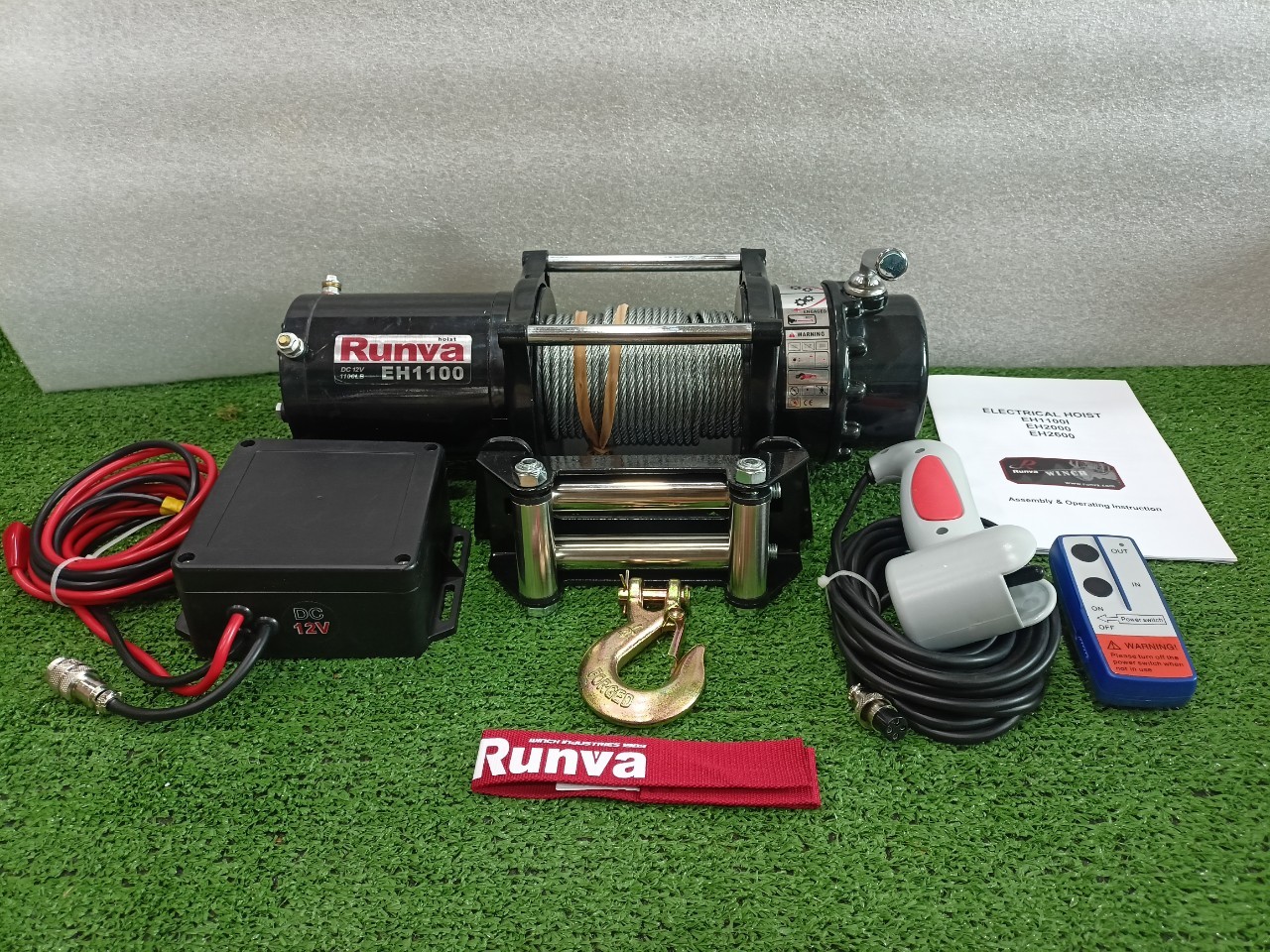 WINCH RUNVA (EH 1100) 12V