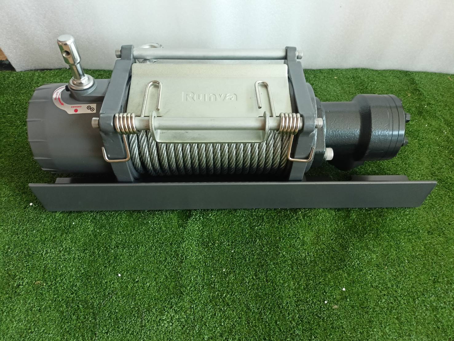 WINCH RUNVA (HWX12000)