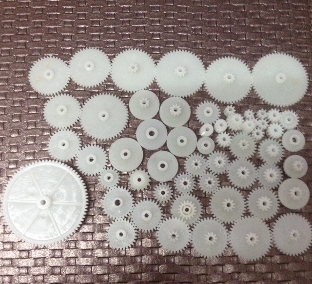 ชุดเฟืองพลาสติกคละขนาด