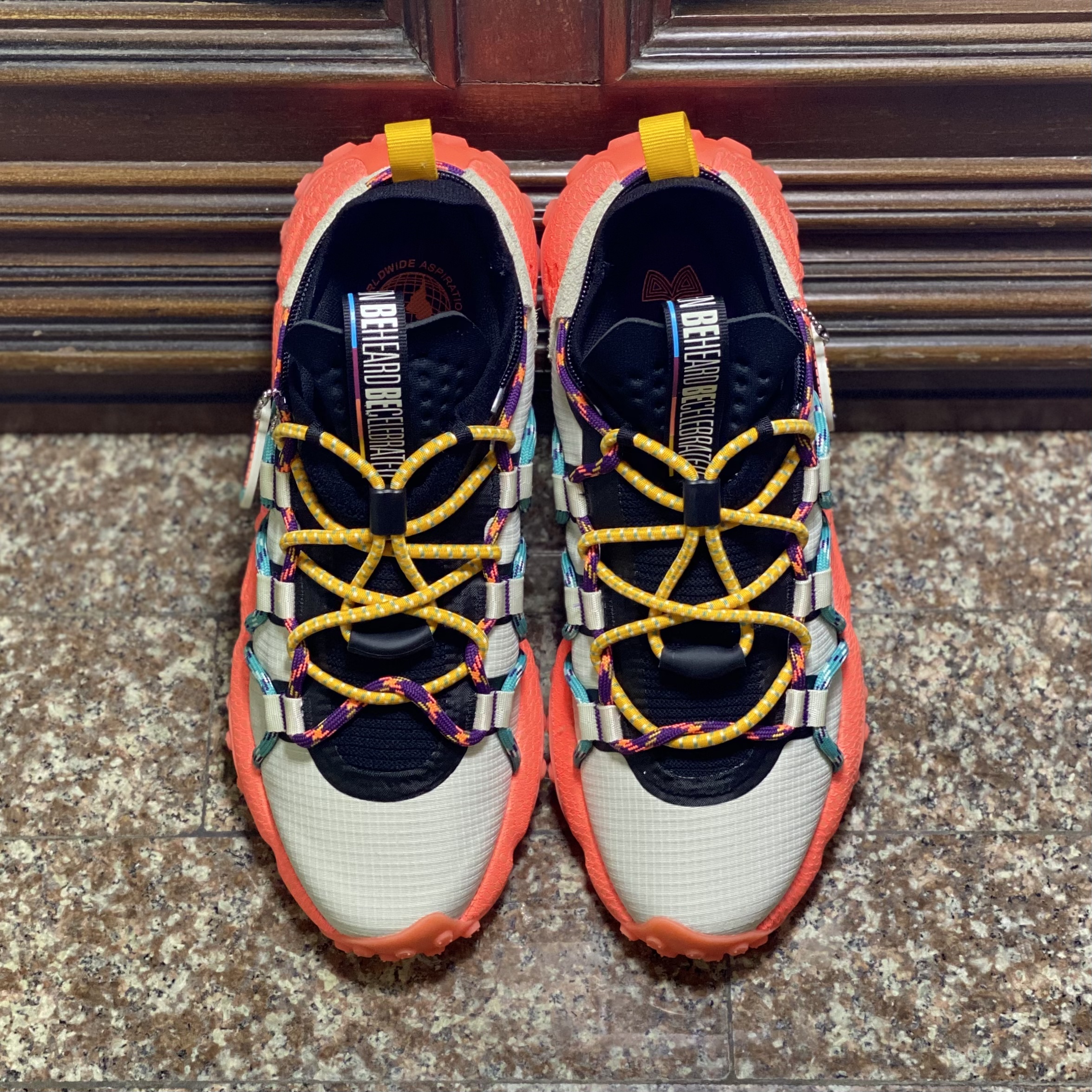 รองเท้าเดินป่า Under Armour HOVR Summit FT BHM ‘EXCLUSIVE’ (M8.5/9US)