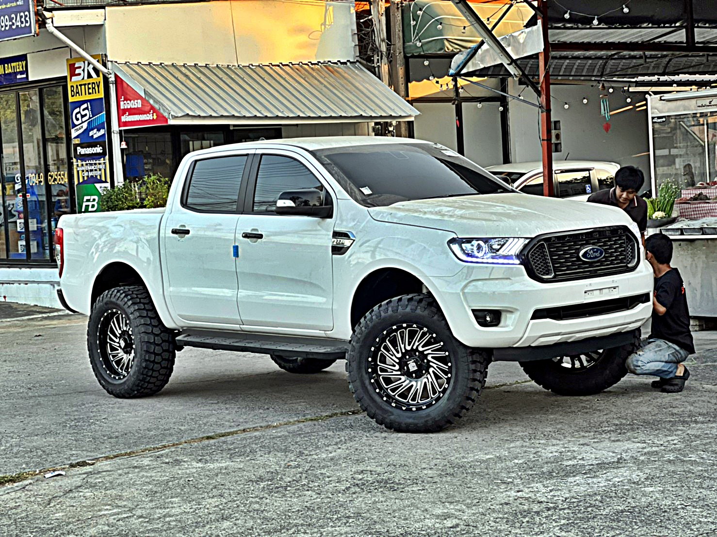AMERICAN_WARRIOR FORD ทรงเมกา