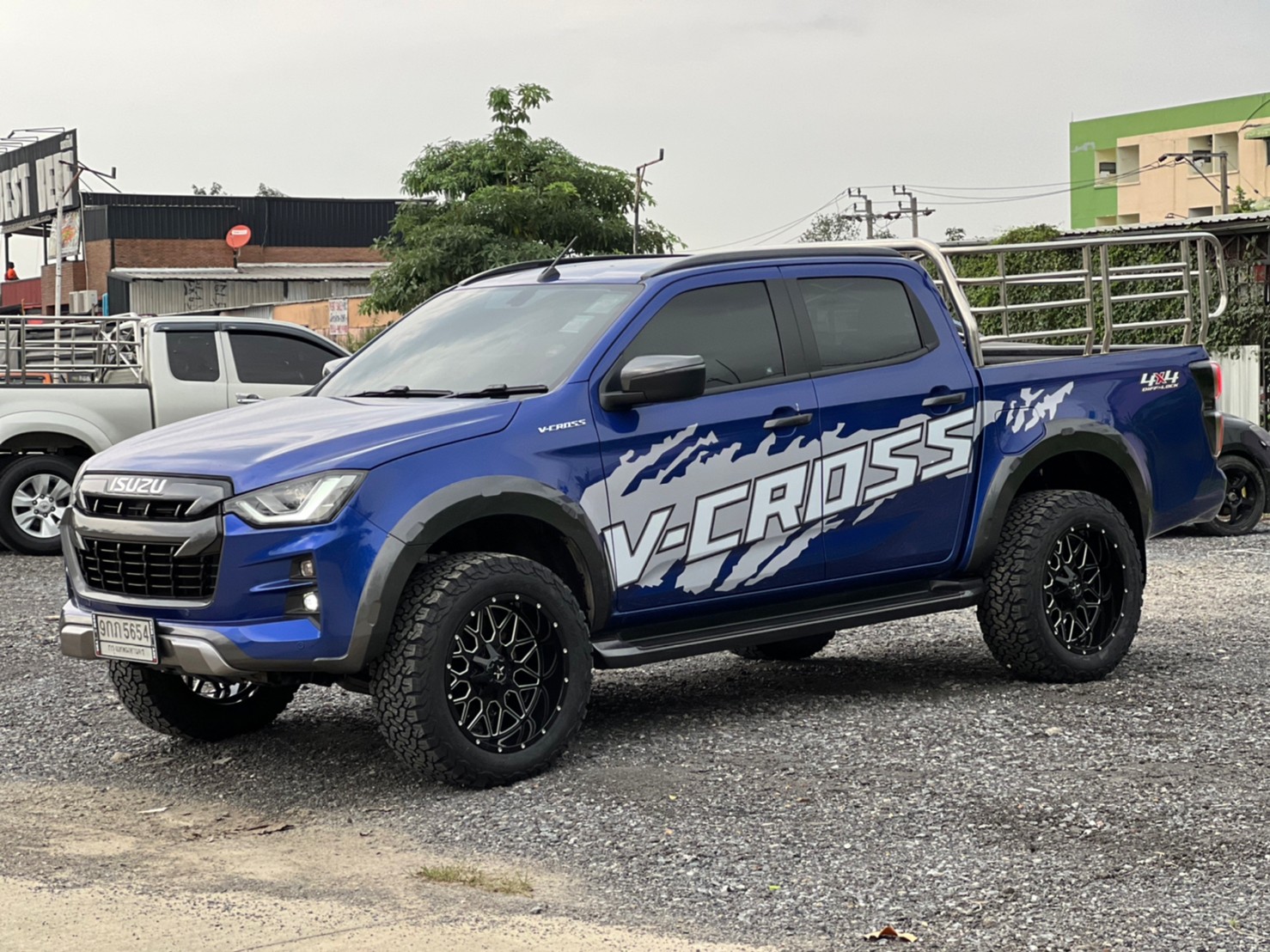 D-MAX ทรงเมกา ขอบ20