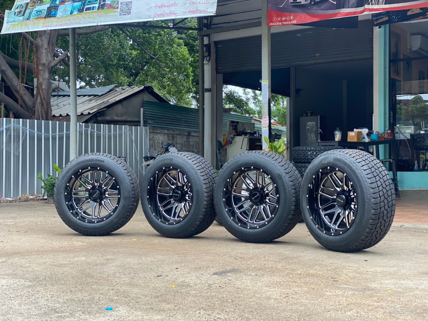 FORD ทรงเมกา ล้อเทพลึกสุดตาราง