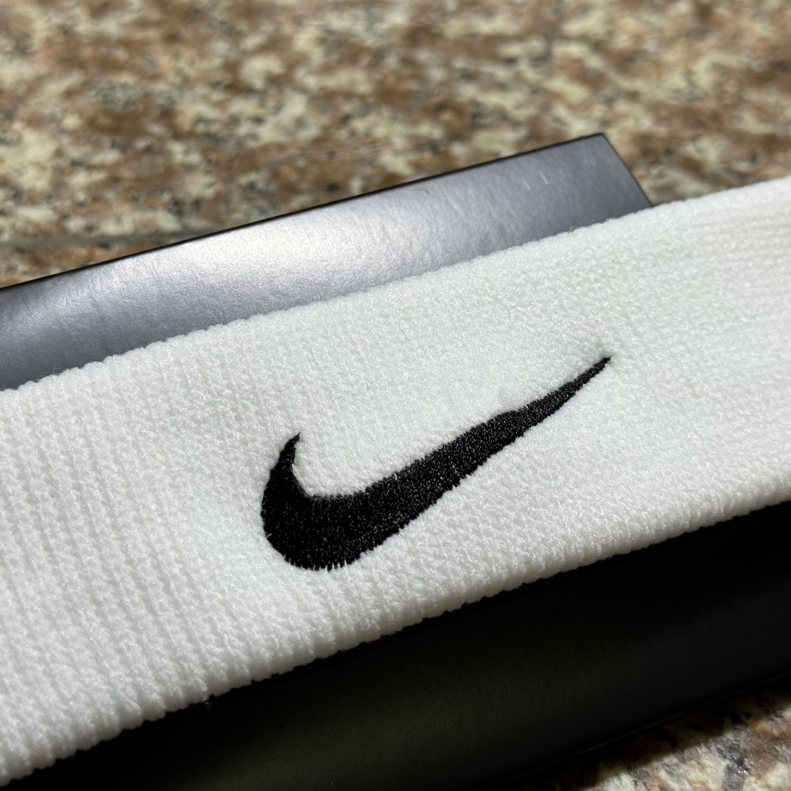 ผ้าคาดศีรษะ Nike ‘ELITE’ Headband