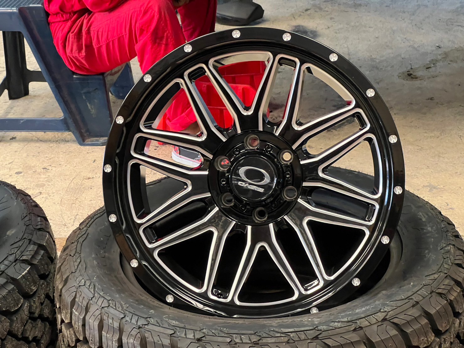 ISUZU MU-X แต่งทรงเมกาที่ STEP9