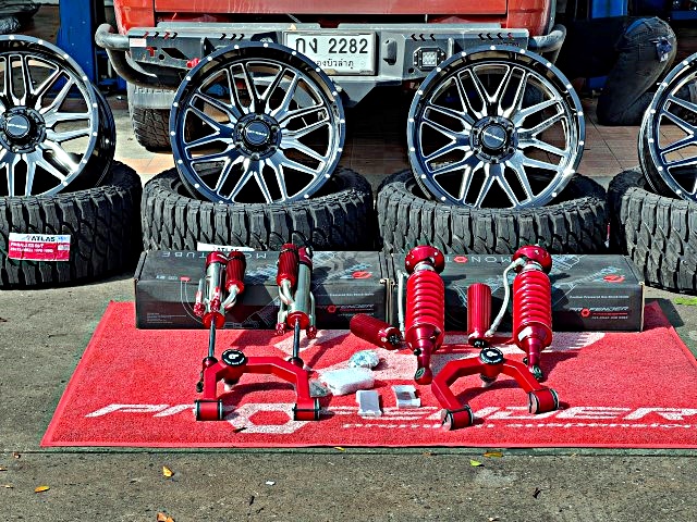 #TOYOTA_REVO จองคิวมาจากหนองบัวลำภู