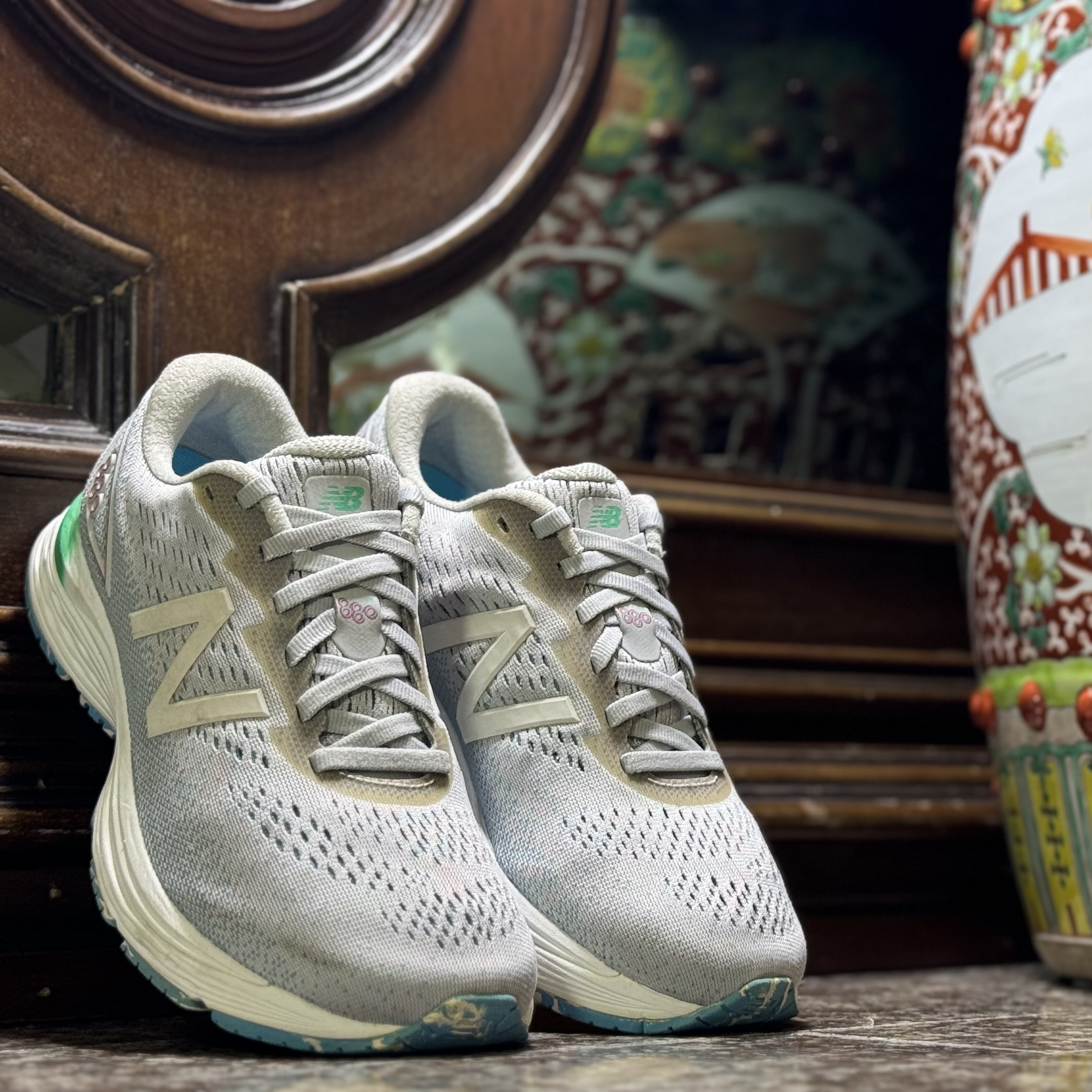 รองเท้าวิ่ง New Balance 880 V9 Women #มือ2 (W7.5US)