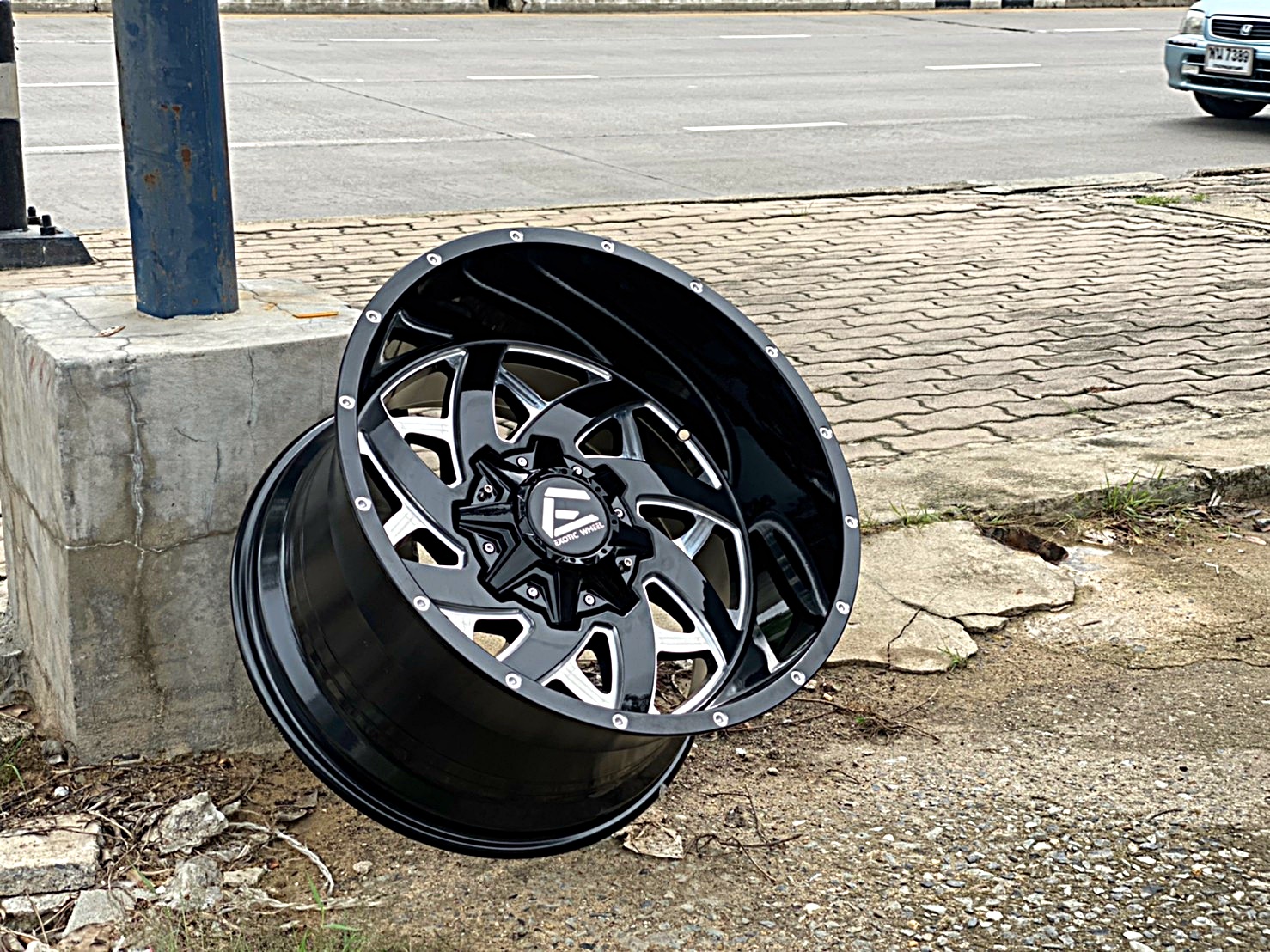 มาใหม่ EAGLE BL005 ขอบ20