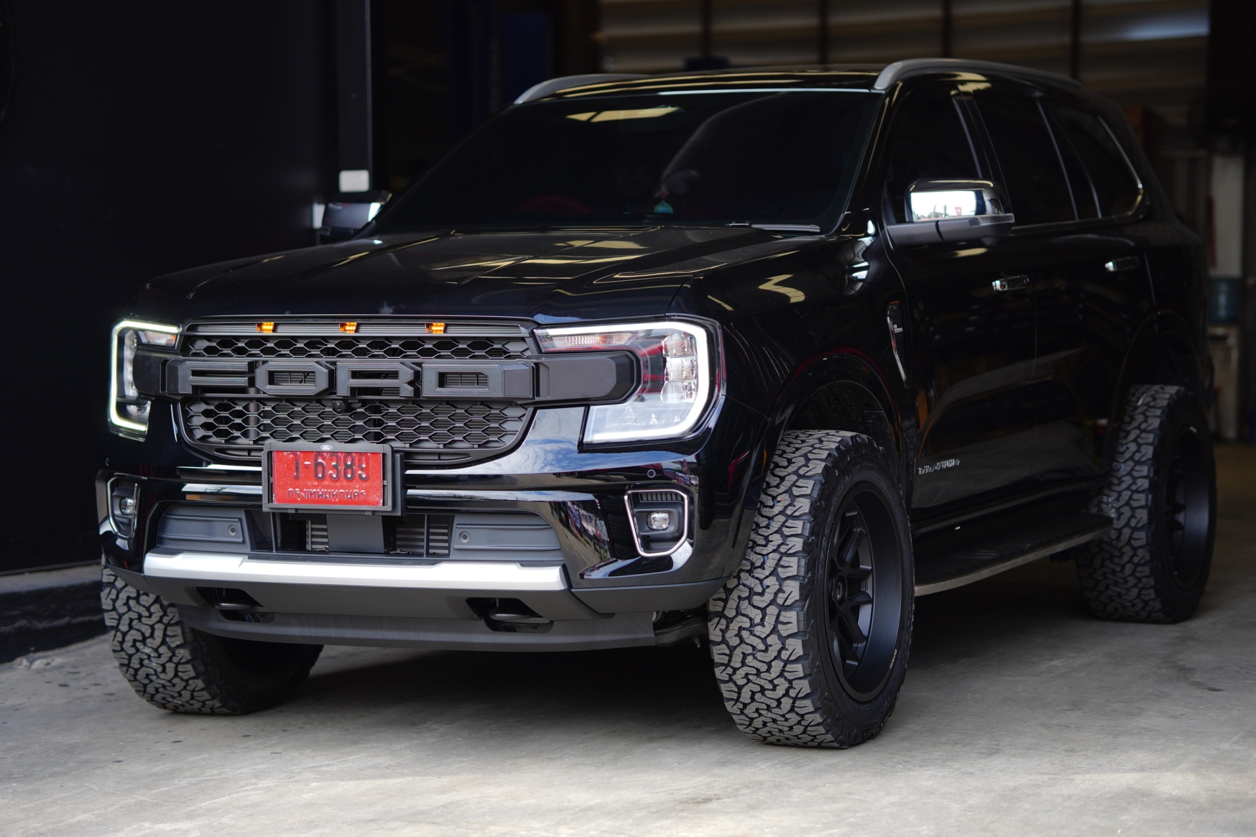 ชุดแต่ง FORD EVEREST TITANIUM NEXT GEN