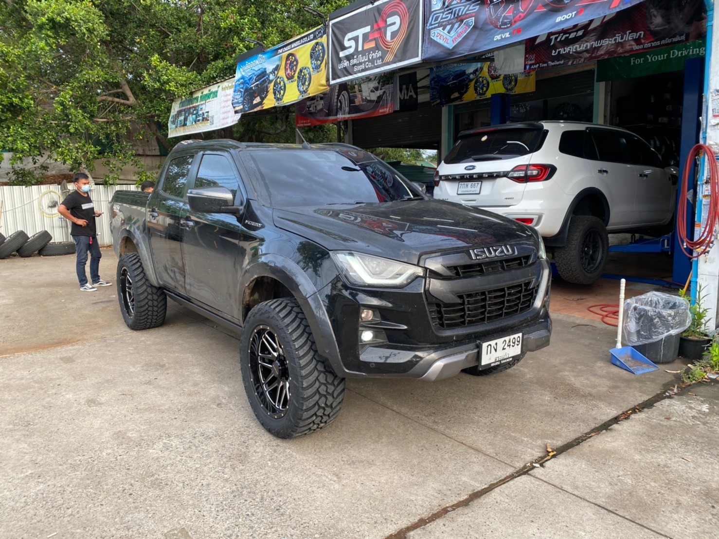 DMAX ขับมาจากสระแก้ว จัดทรงเมกาที่STEP9