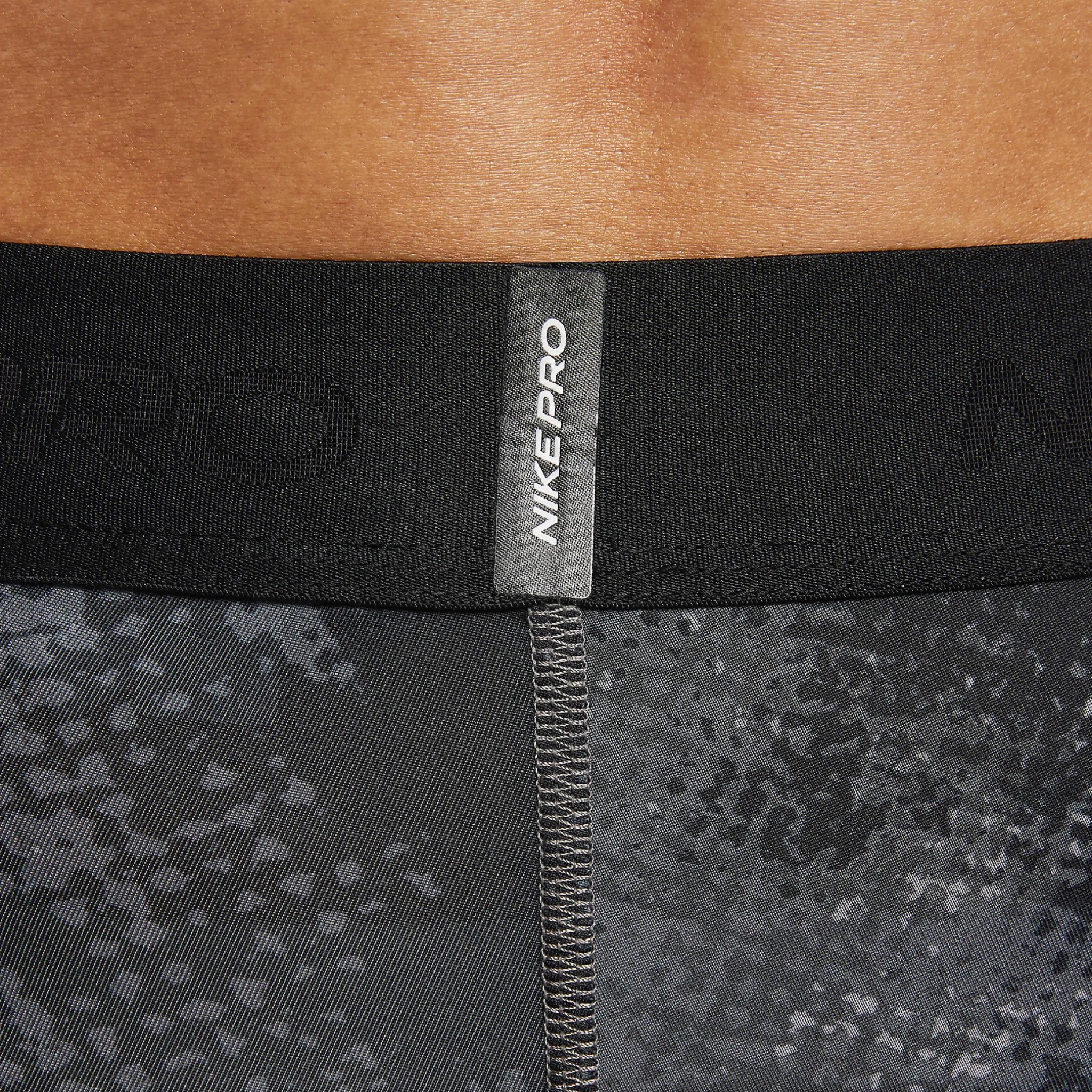 กางเกง Nike Pro ‘CAMO’ Dri-Fit Compression Long Tights (S,L,2XL)