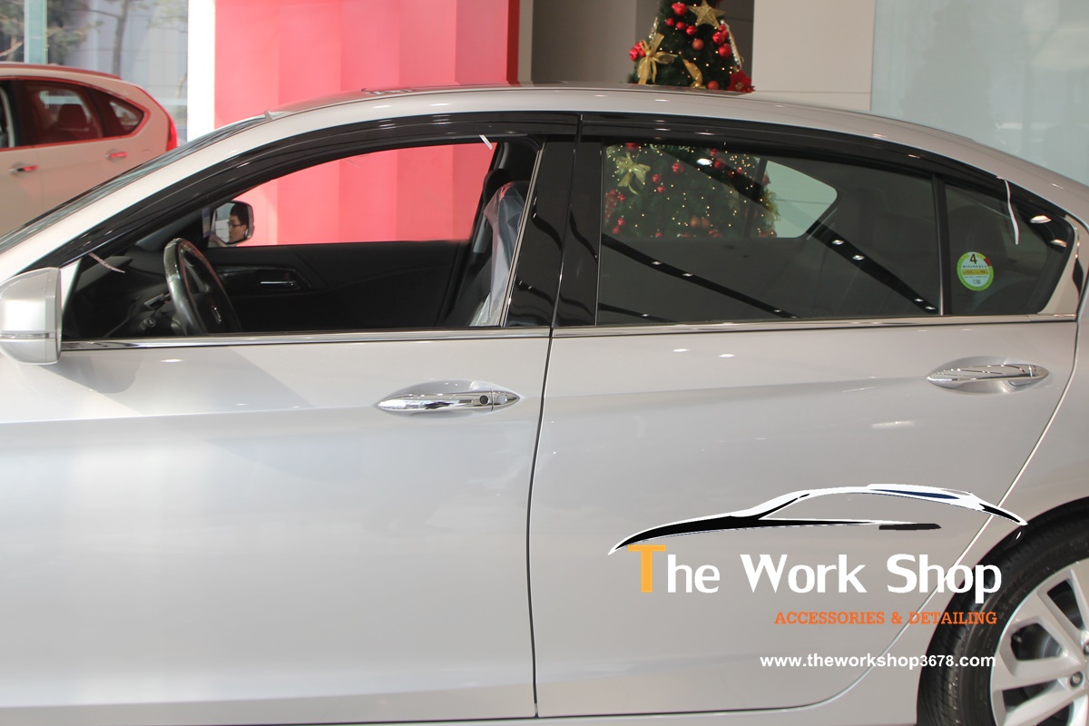 Smoke Door Visor for Accord All New - กันสาสีดำ